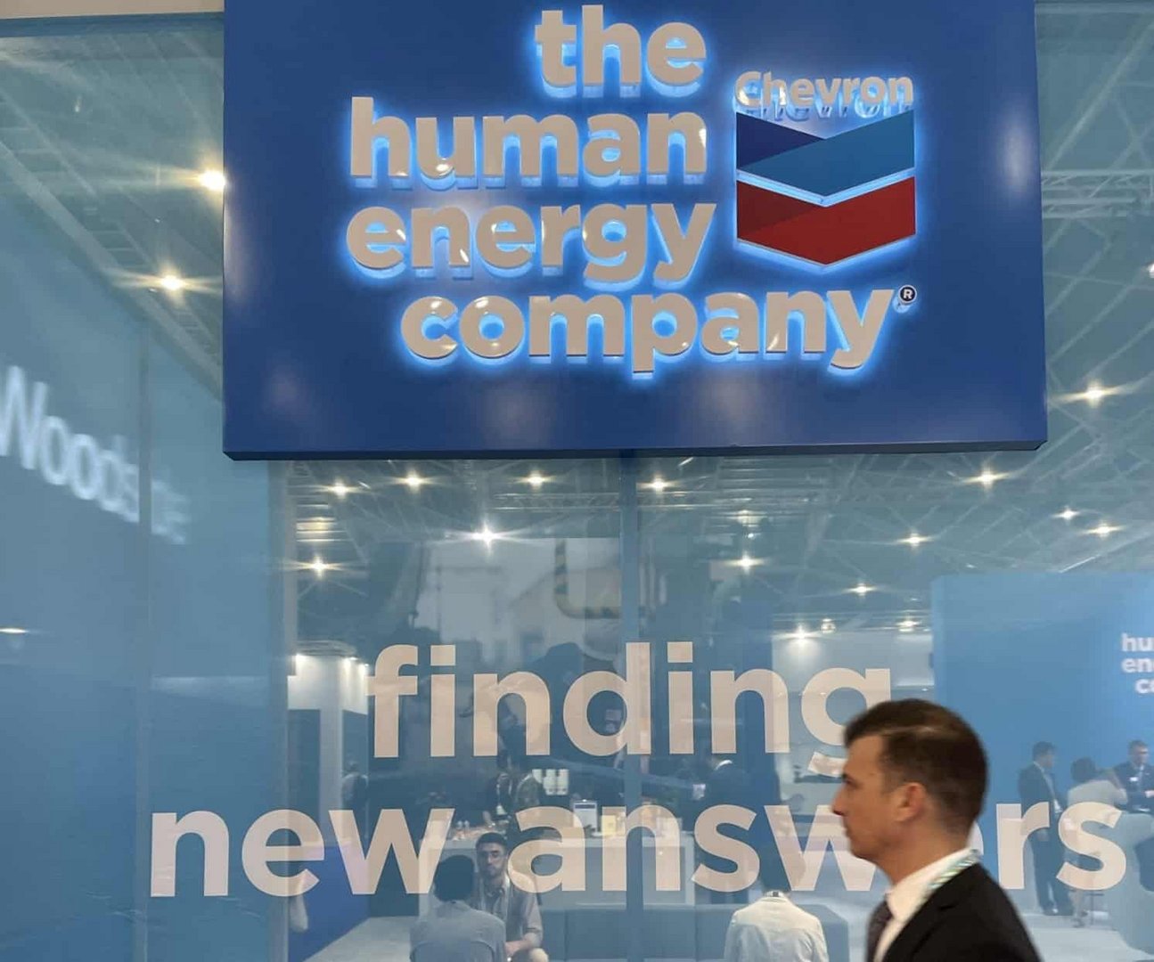 image Chevron Australia LNG keeps up exports despite outage, strikes