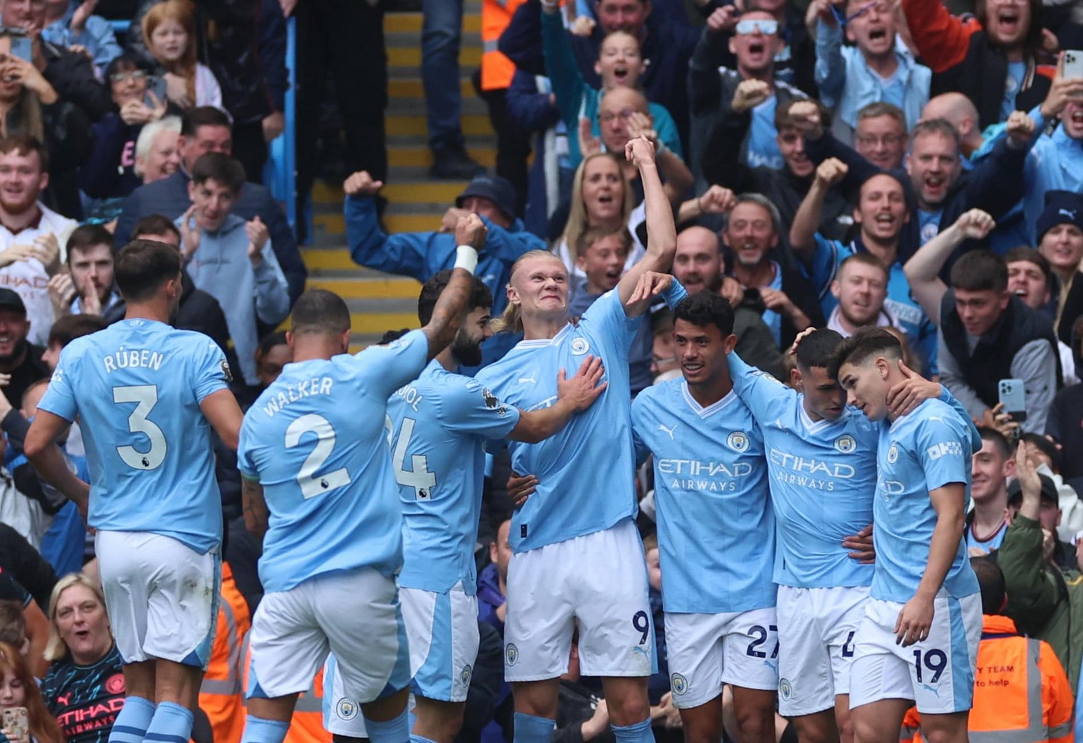 image Man City beat Nottingham Forest 2-0 despite Rodri red card