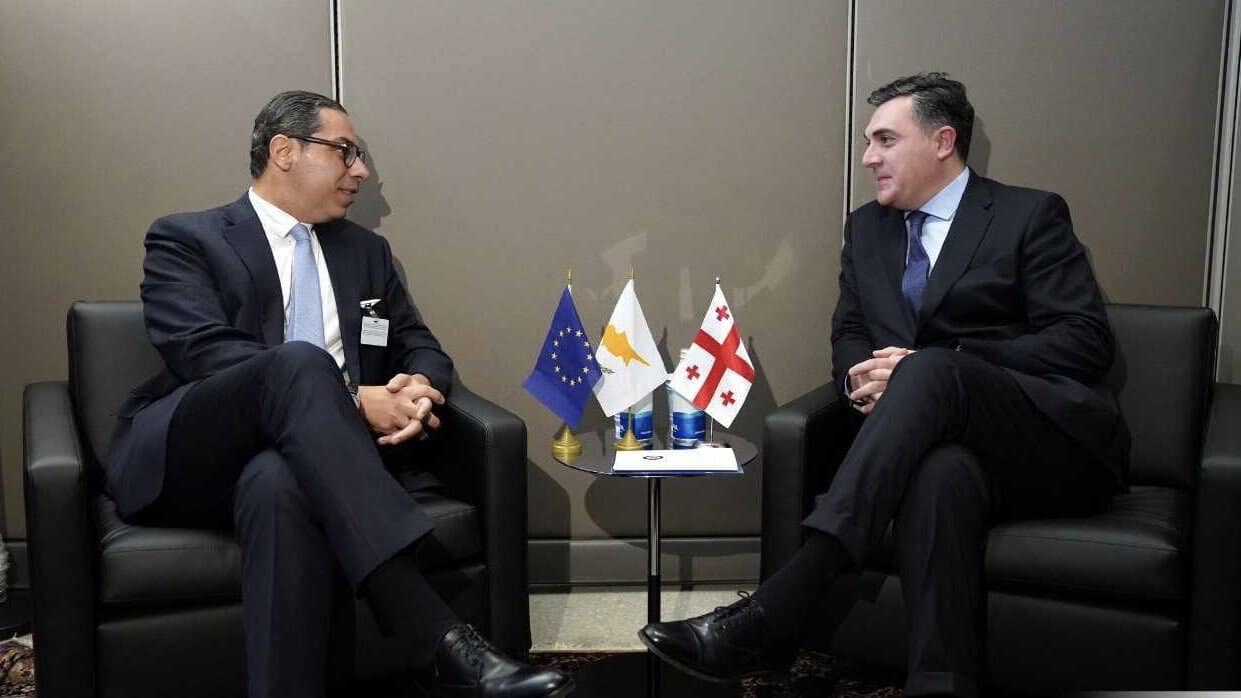 image Foreign Minister Kombos meets counterparts from across the globe