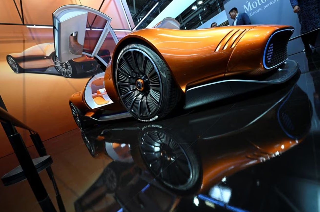 image Mercedes-Benz: Europe likely won&#8217;t be ready for all-electric sales by 2030