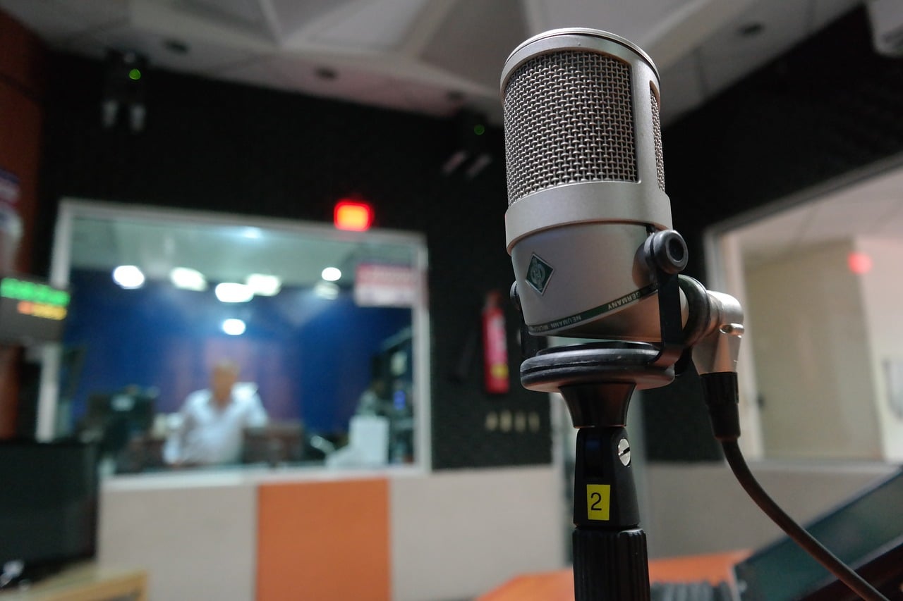 image Government downplays intent to spy on journalists