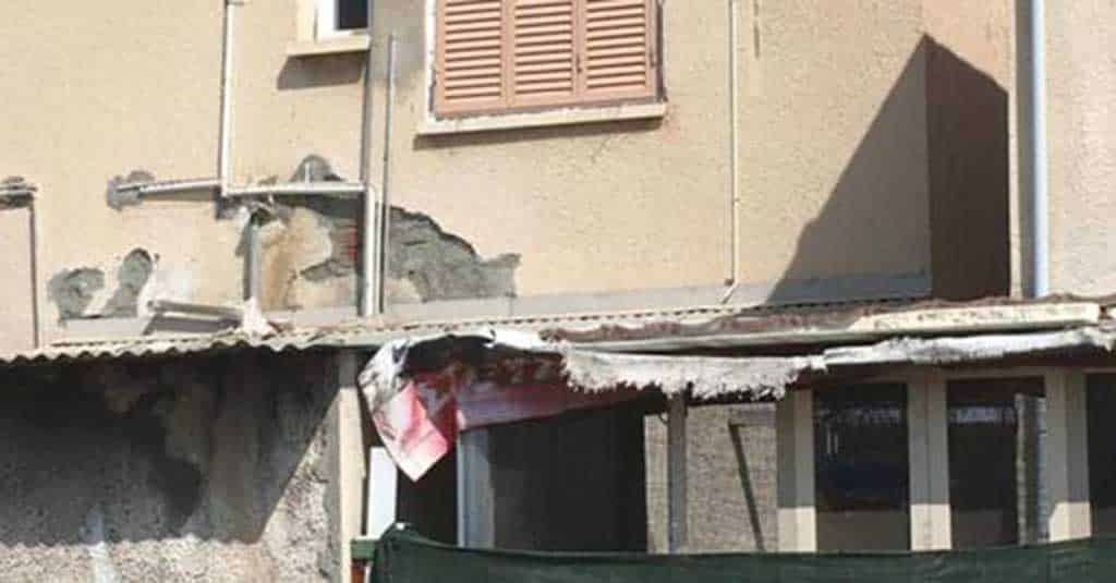 image Latsia mayor threatens to involve police in refugee removals