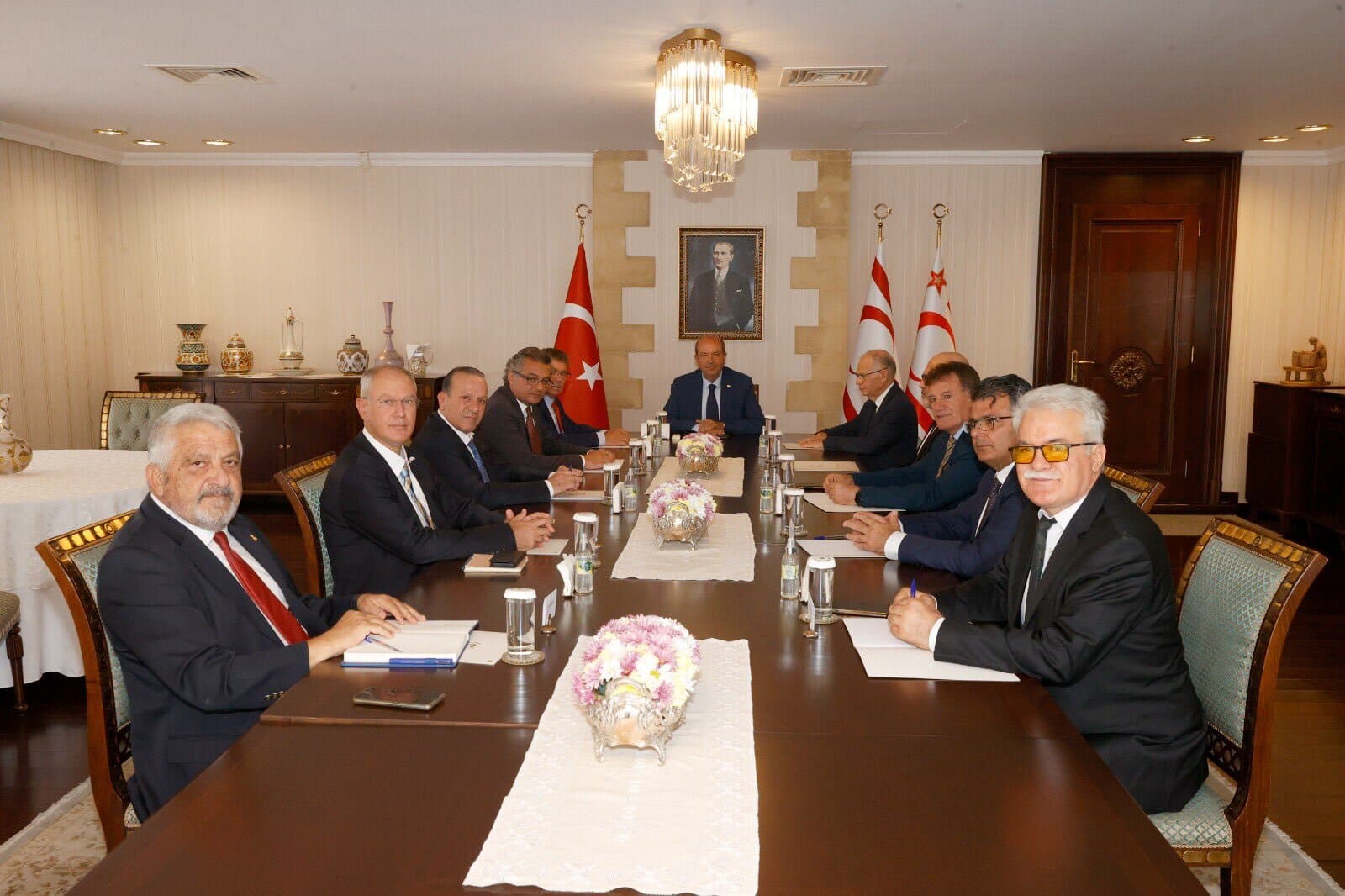 image Tatar met TC political leaders on Friday before flying to New York