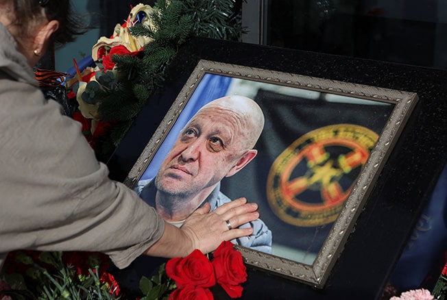 image Cocaine and grenades? Patriotic bloggers scorn Putin&#8217;s Prigozhin plane crash theory