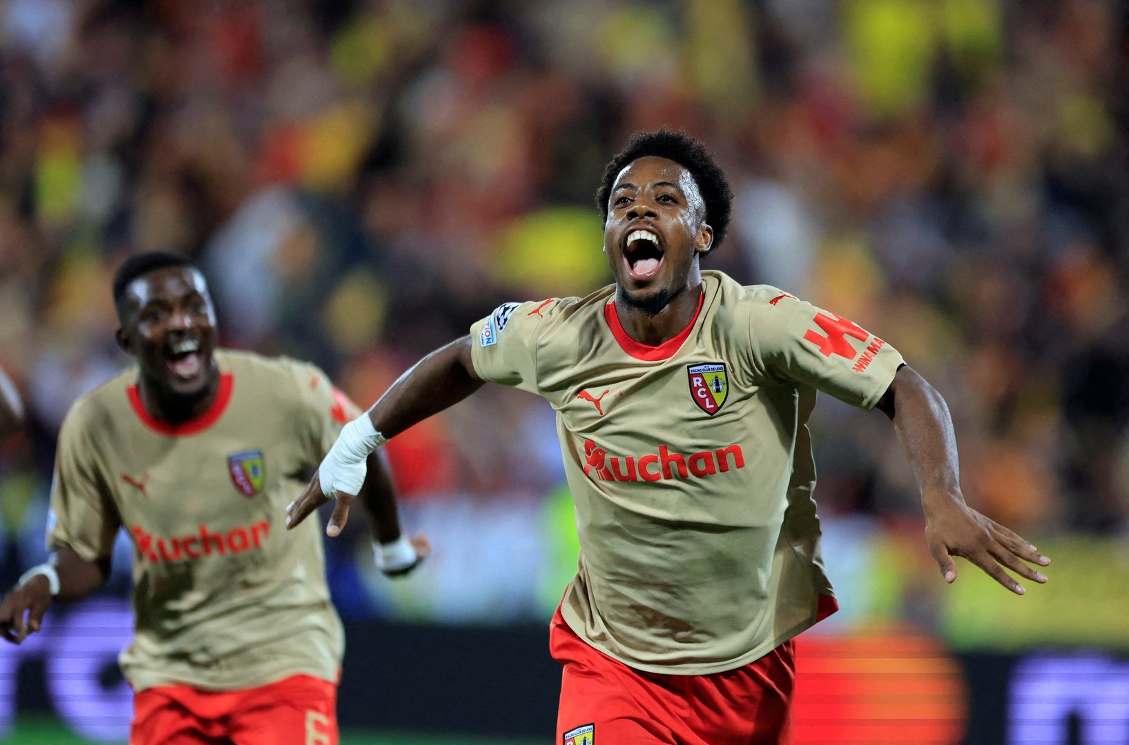 image Wonderful Wahi helps Lens beat Arsenal 2-1, Man United misery continues