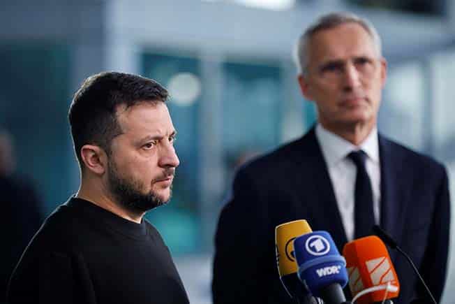 image Zelenskiy asks for weapons to face winter of &#8216;terror&#8217; at NATO HQ