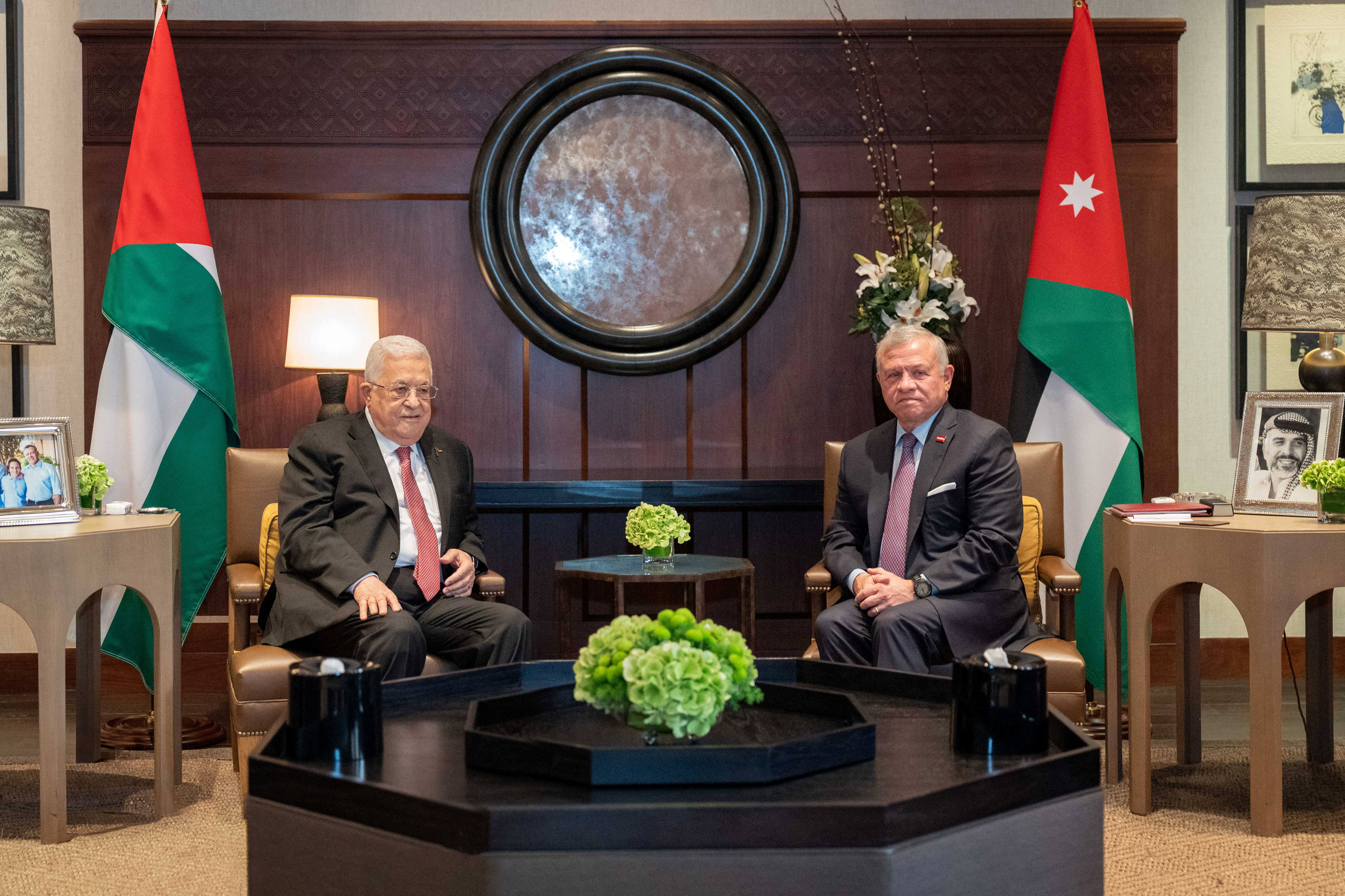 image Palestinian President Abbas condemns violence against civilians