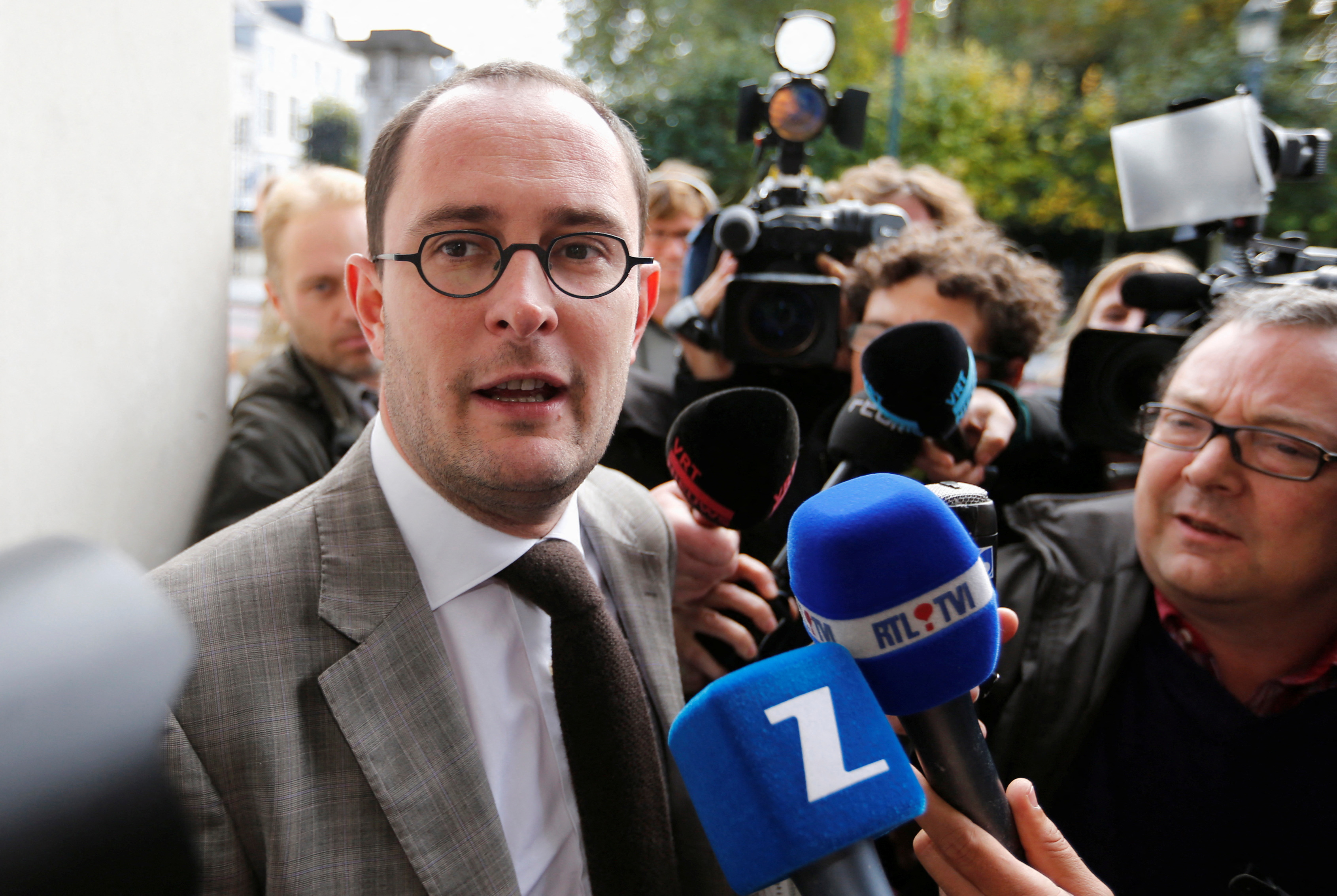 image Belgium justice minister quits after Islamist attack in Brussels