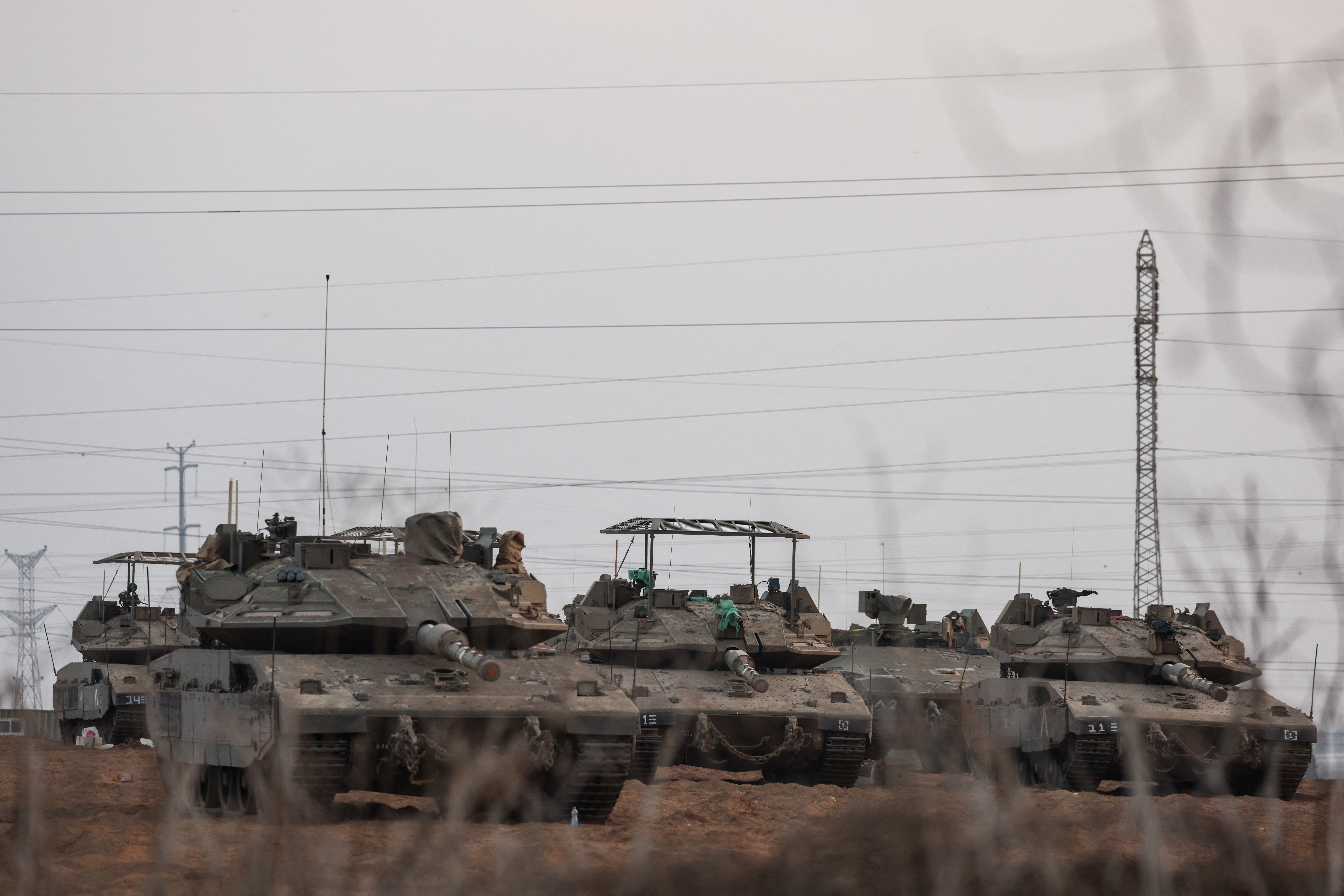image New Israeli warning to Gaza residents as first aid trickles in (Updated)