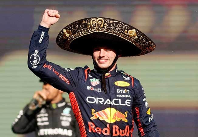 image Verstappen takes record 16th win of the season in Mexico