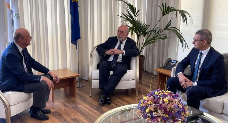 image Geopolitical developments are being monitored, Ireland cenbank chief says during Cyprus visit