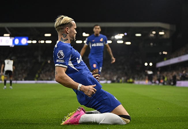 image Pochettino&#8217;s patience pays off as young guns fire Chelsea to victory