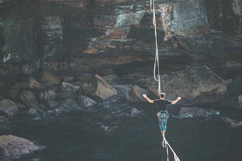 image Women take fewer risks because they think about losing more than men