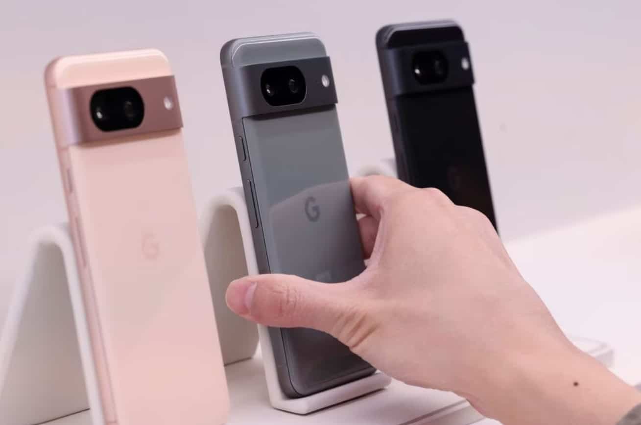 image Google launches Pixel 8, smartwatch with new AI feature