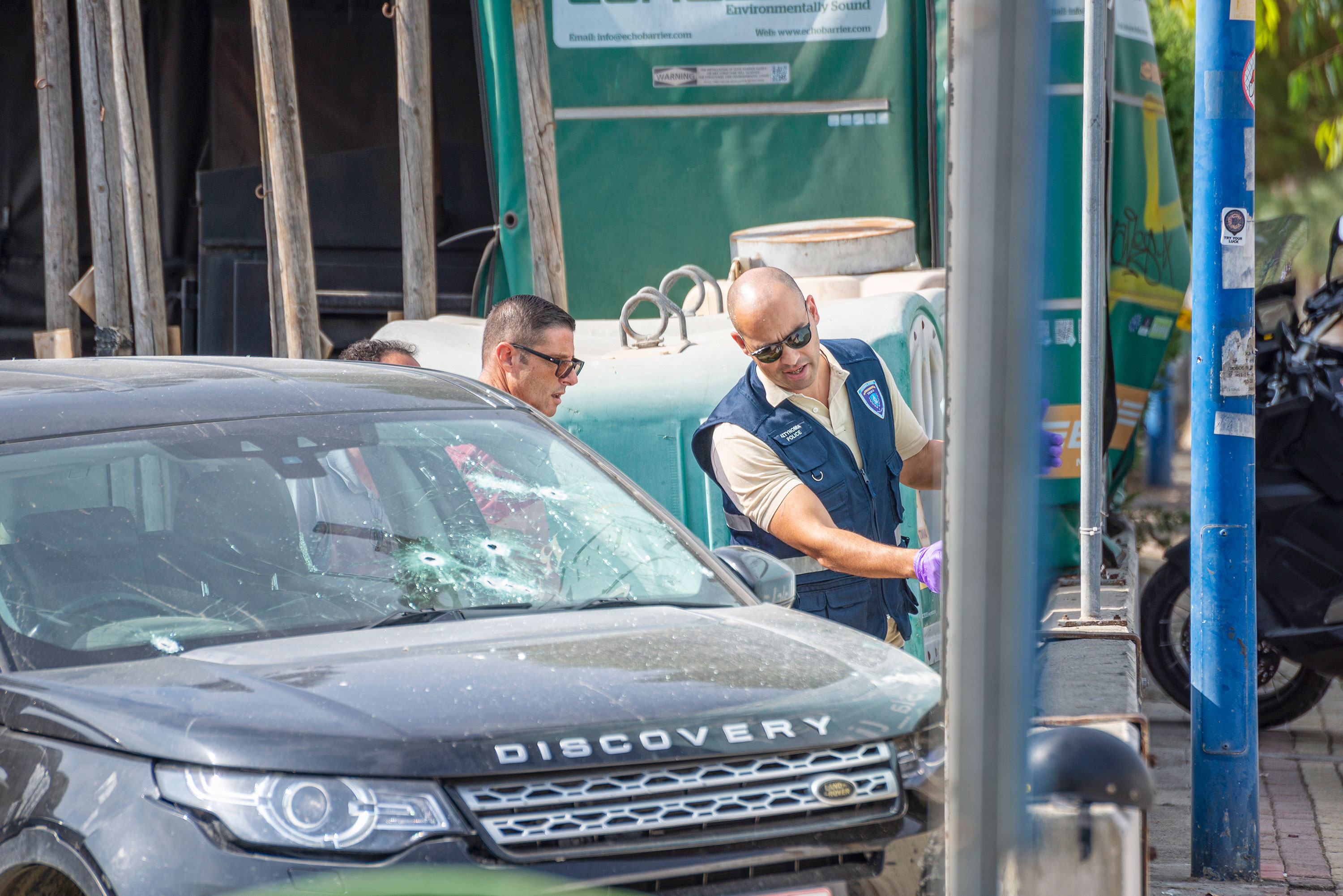 image Man gunned down, dead in Limassol (update2, photos)