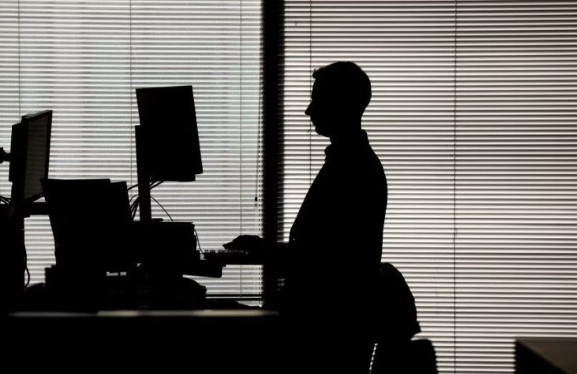image UK regular pay growth slows for the first time since January