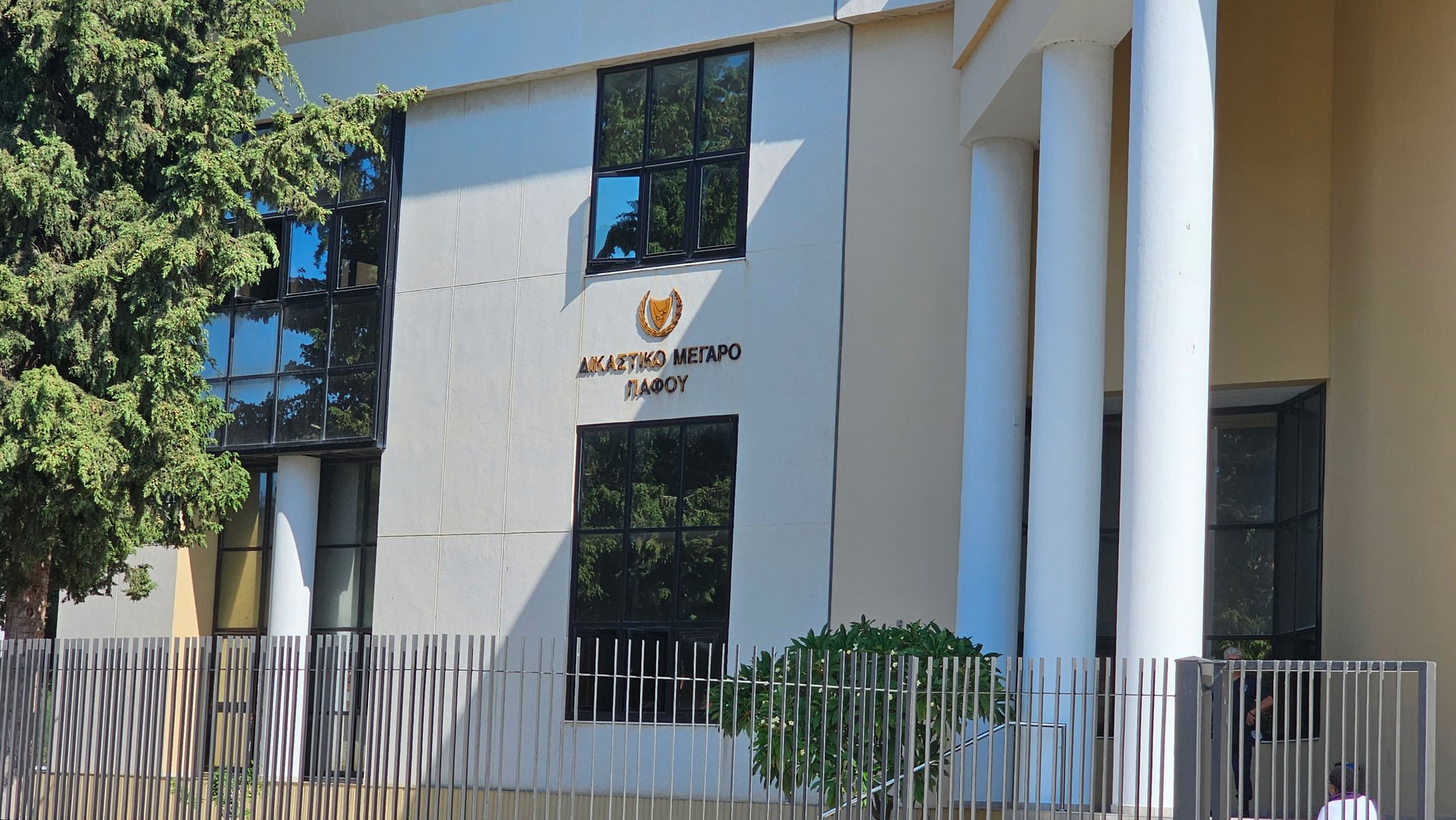 image Teen remanded in Paphos car arson case