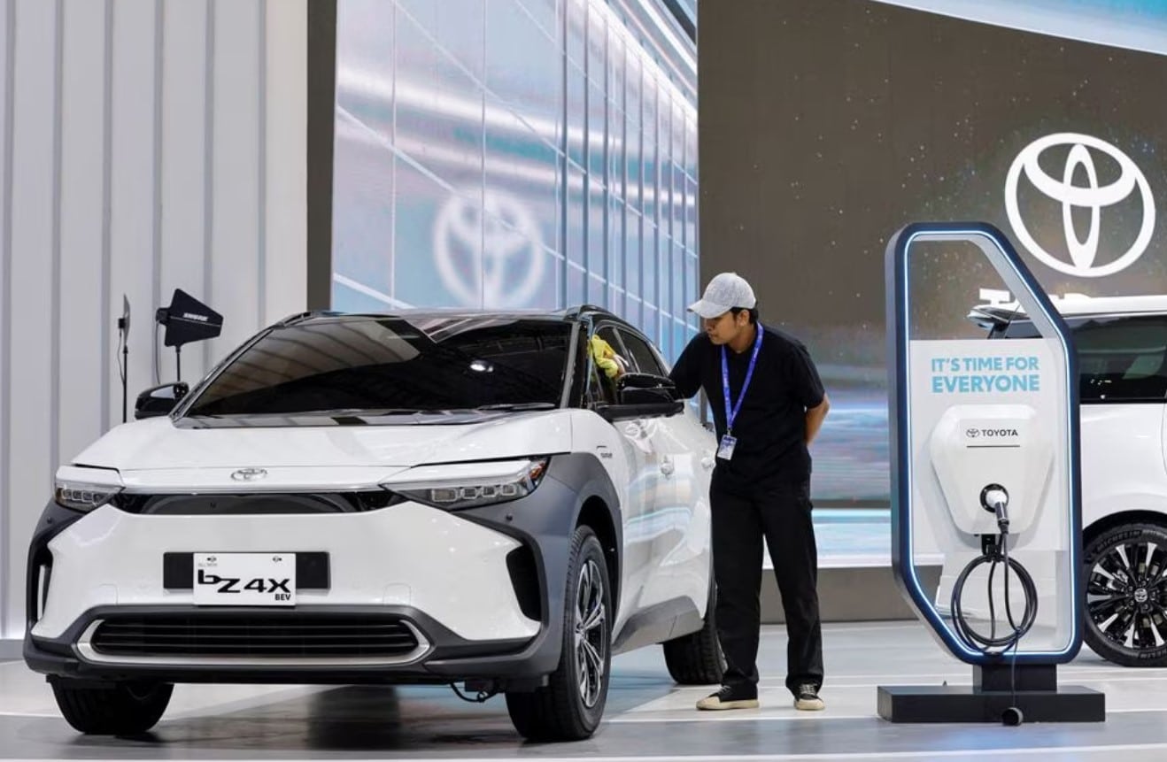 image Toyota, Idemitsu tie up to mass-produce all-solid-state batteries