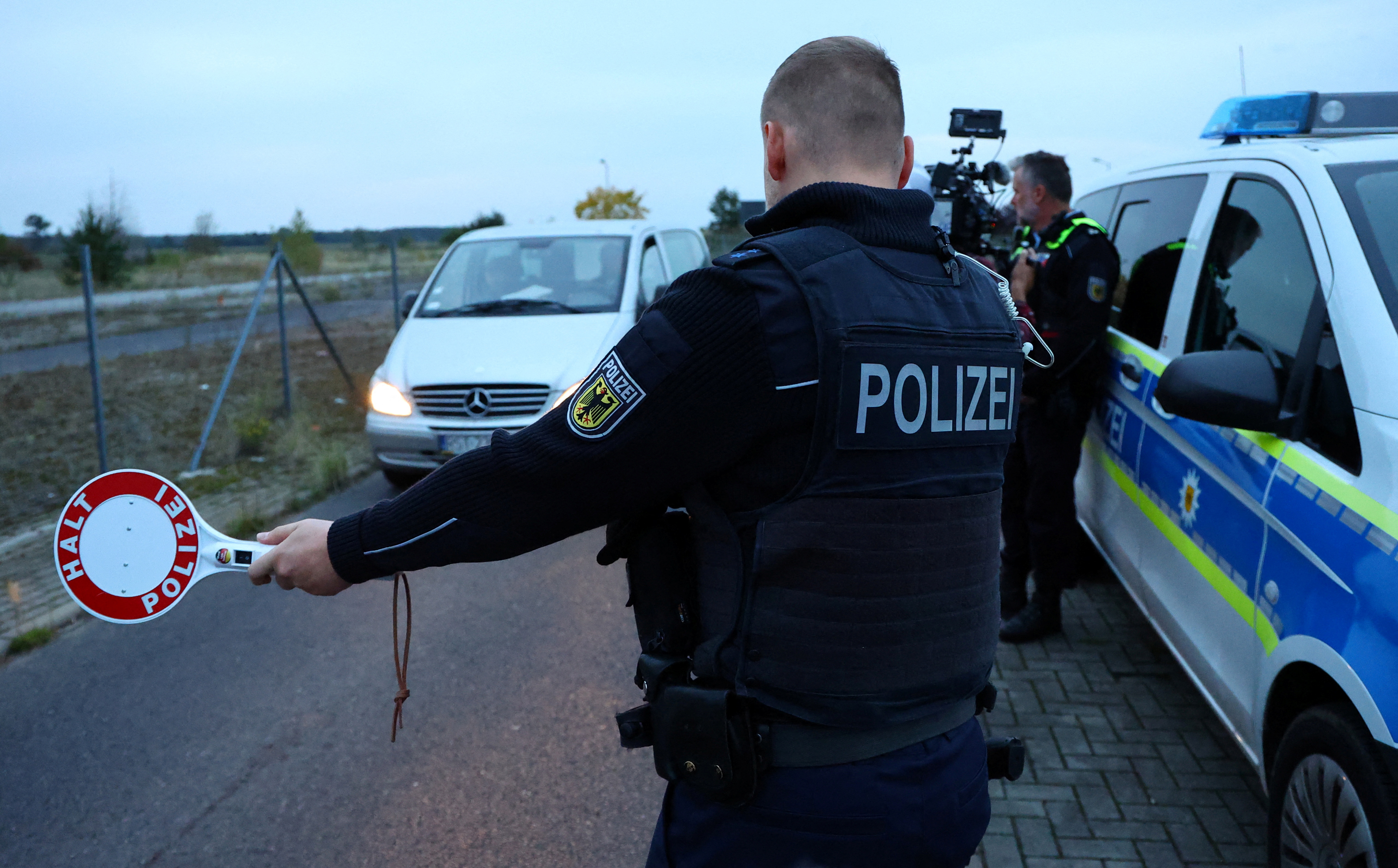 image Germany&#8217;s Scholz agrees on tougher migration policy with state leaders