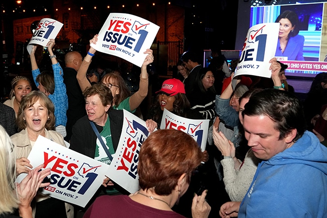 image Abortion rights advocates, Democrats score wins in US elections