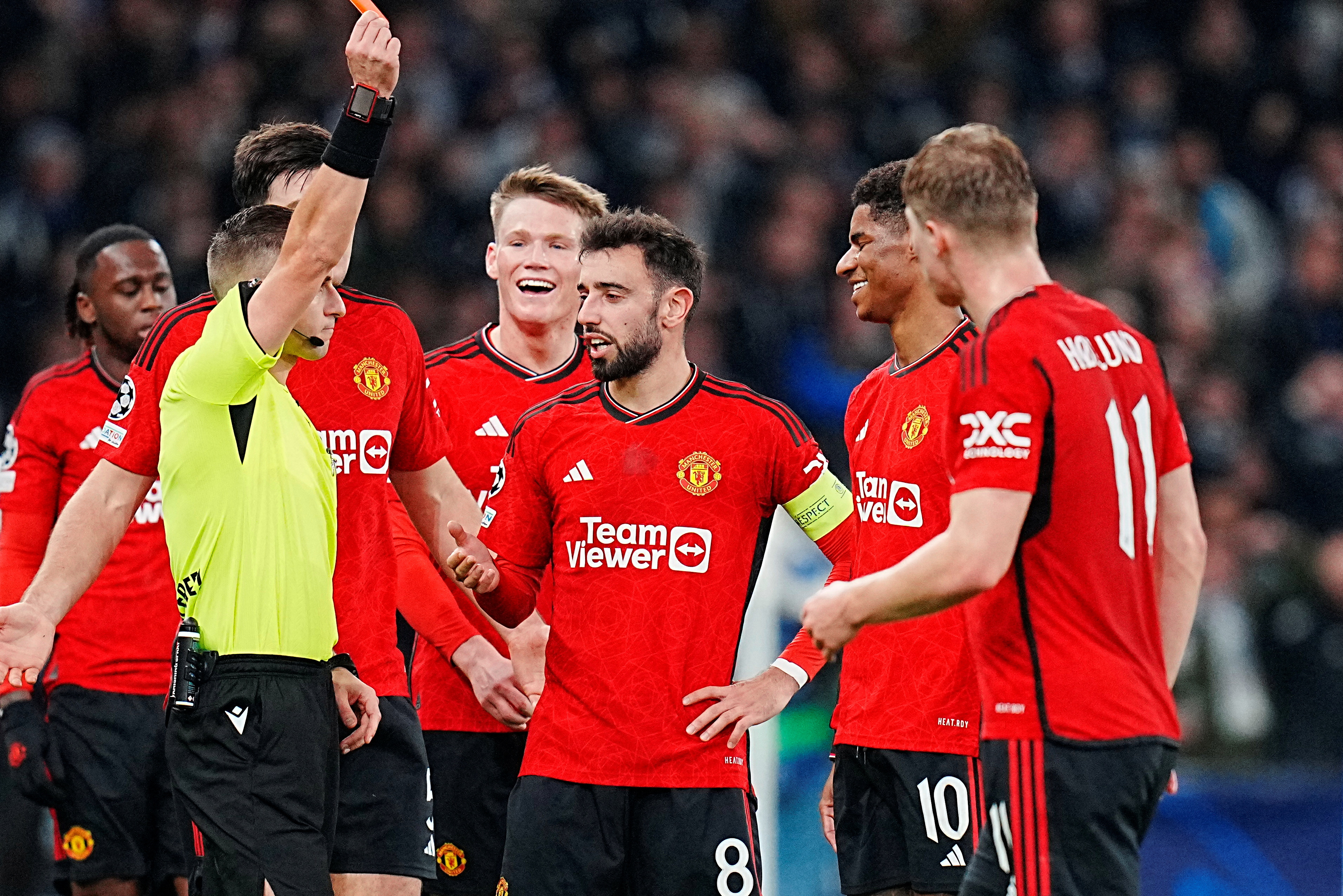 image Man United give up two-goal lead to lose in Copenhagen, Arsenal cruise to win against Sevilla