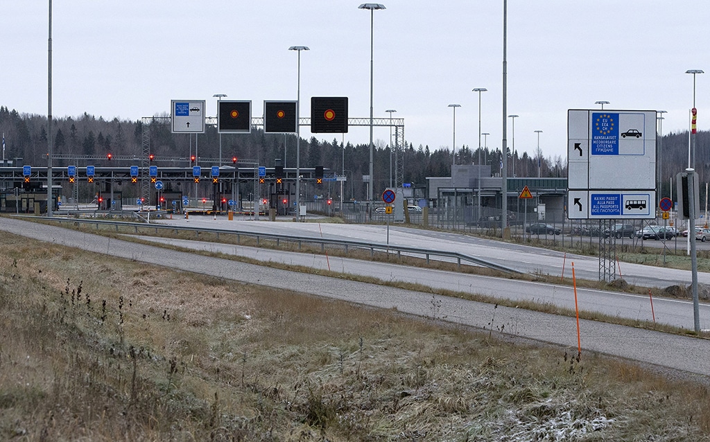 image Kremlin regrets Finland&#8217;s decision to shut border crossings with Russia
