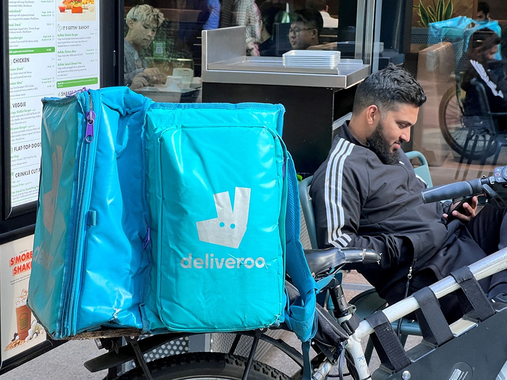 image Deliveroo riders not entitled to collective bargaining, top UK court rules