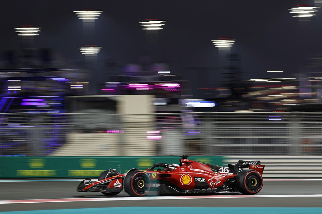 image Sainz crashes, Leclerc fastest in Abu Dhabi practice