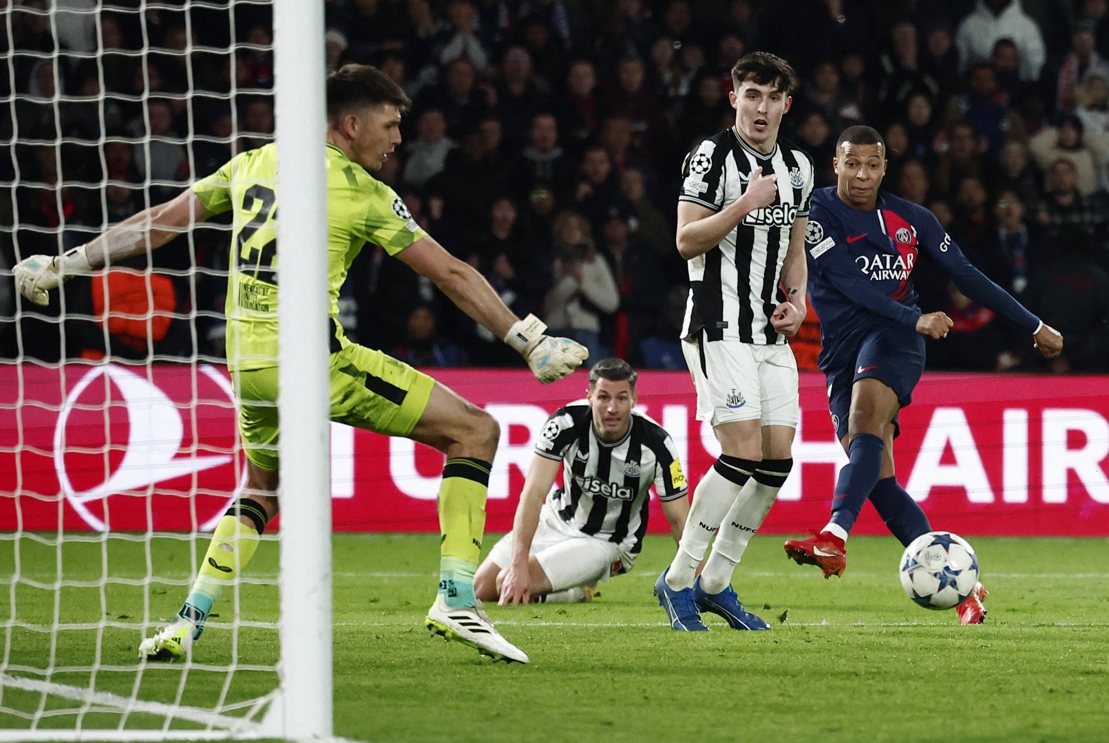 image &#8216;Group of death&#8217; delivers as PSG, Newcastle and Milan all stay in hunt, Man City beat Leipzig 3-2