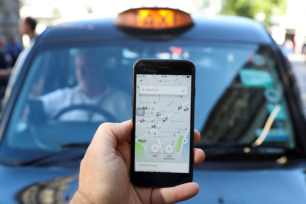 image Uber tries to win over London black cabs