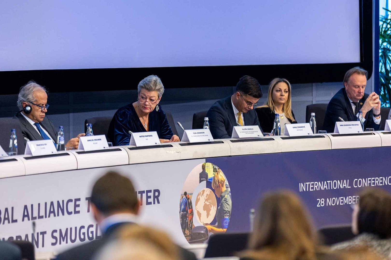 image Justice minister calls for cooperation against migrant smuggling