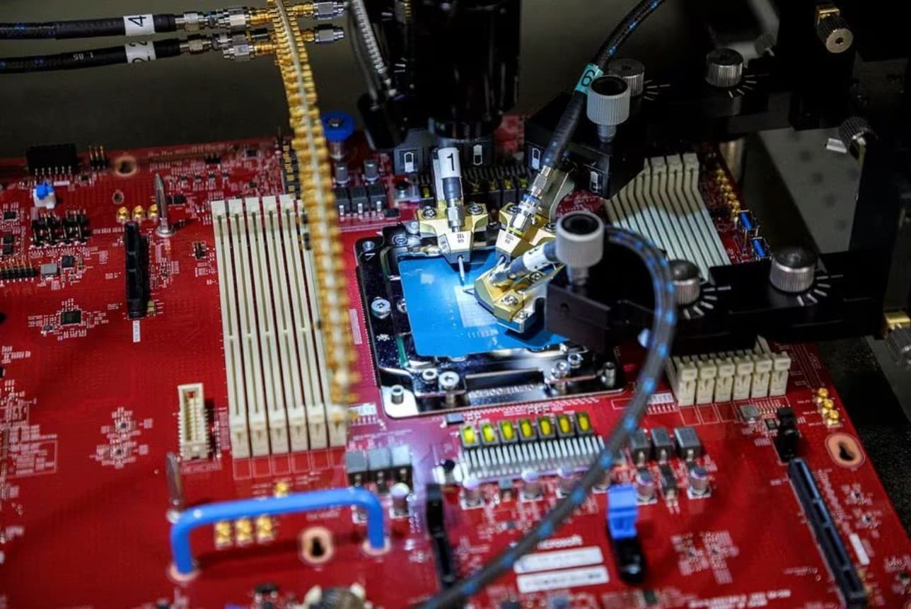 image Microsoft introduces its own chips for AI, with eye on cost