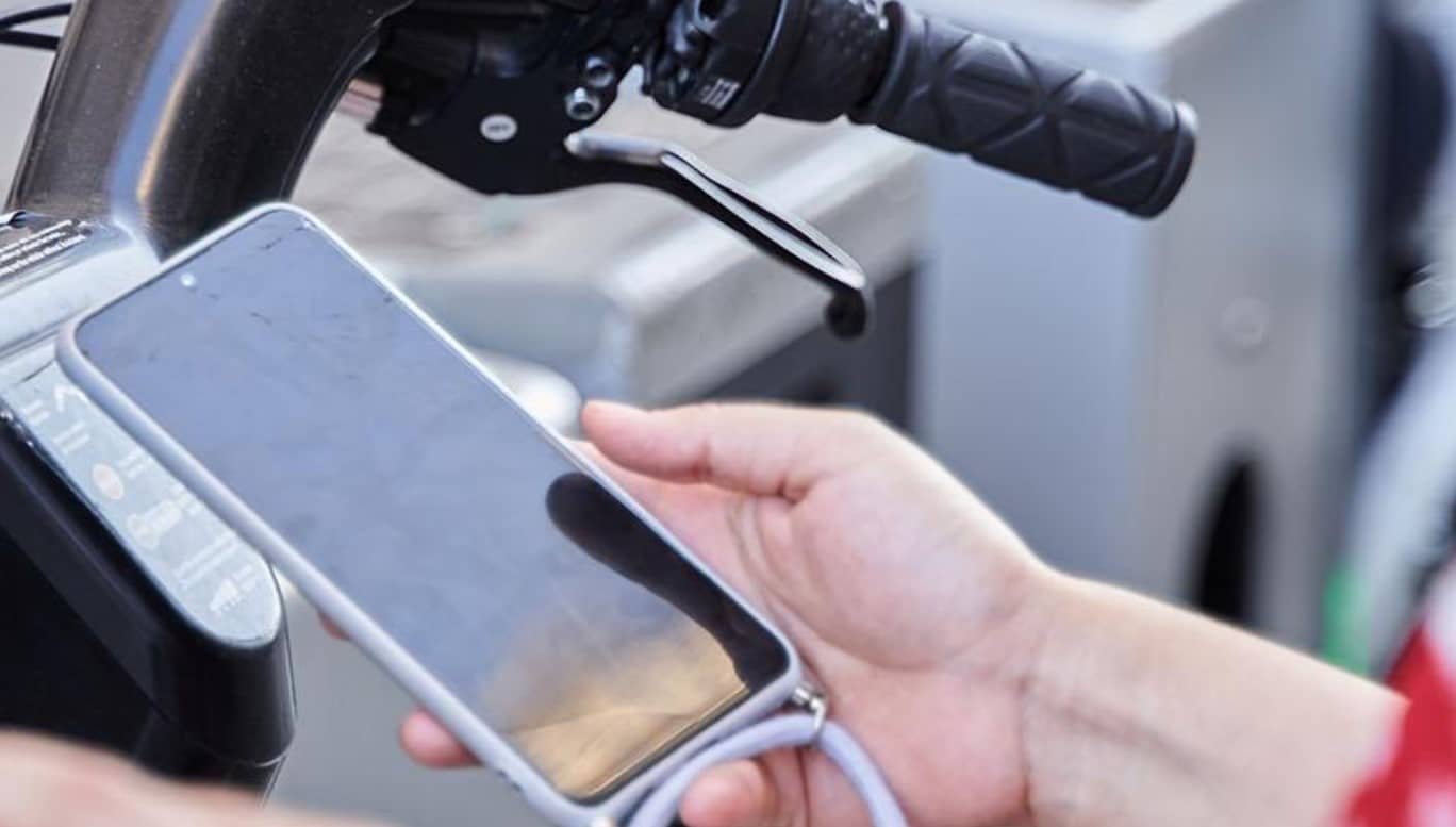 image Mind the gap: travel apps need human help to bridge digital divide