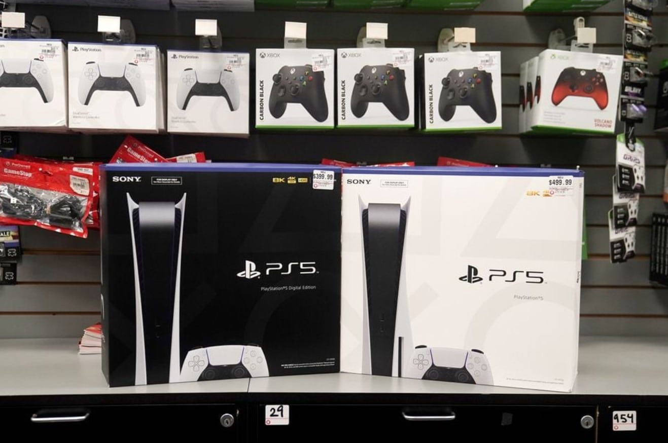 image Sony slashes PS5 sales target, plans 2025 IPO for financial unit