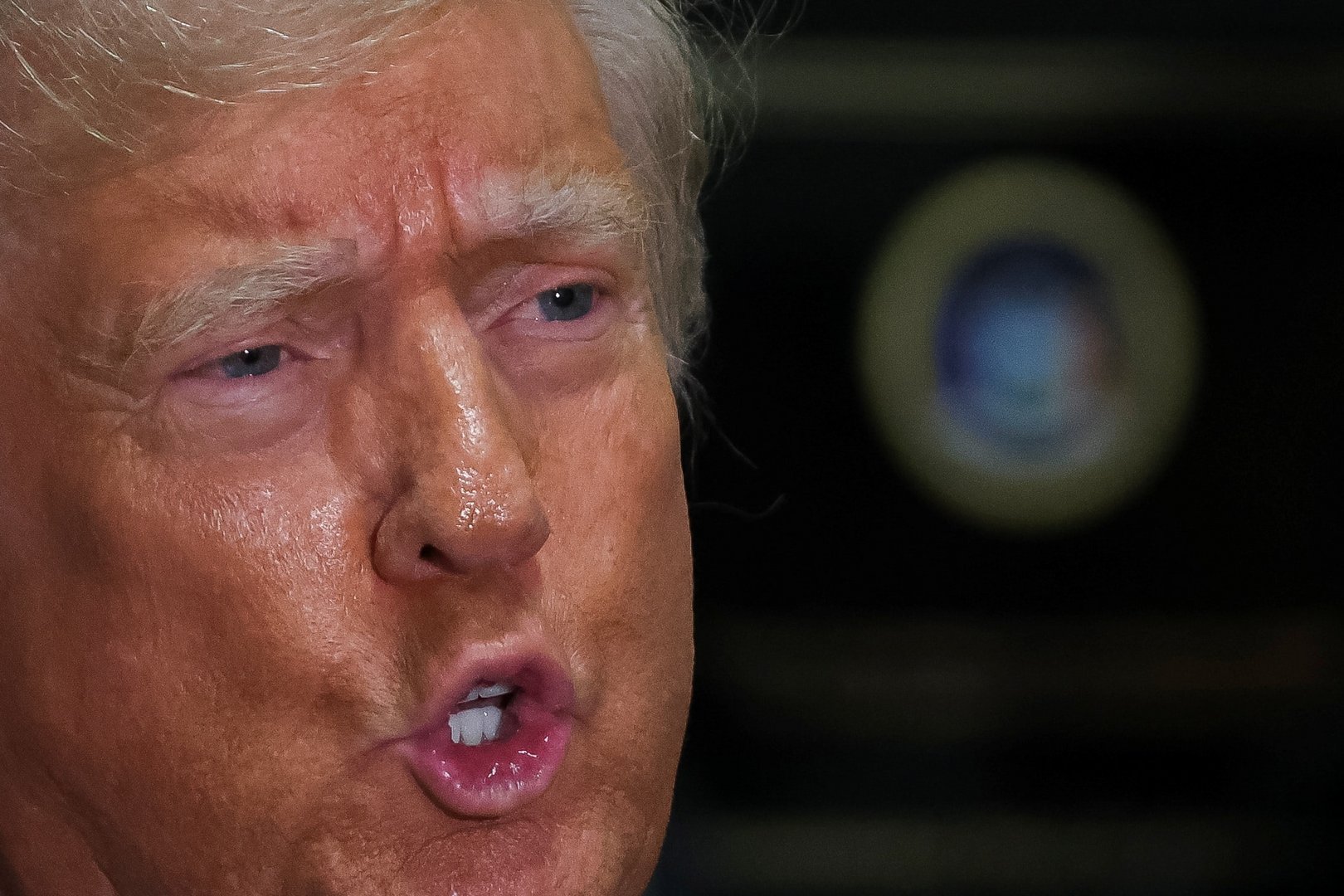 image Trump tangles with judge, complains of treatment at NY fraud trial