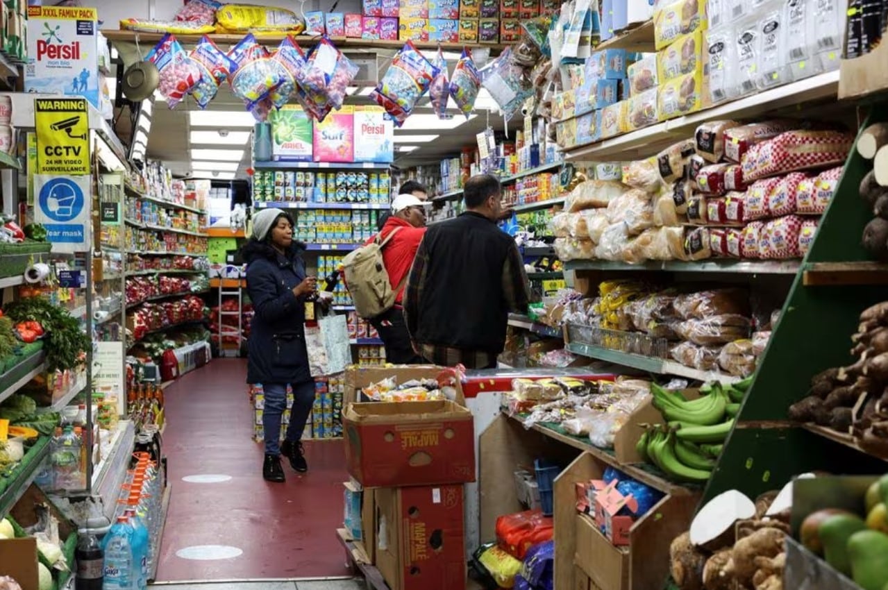 image UK regulator to review supermarket loyalty scheme prices