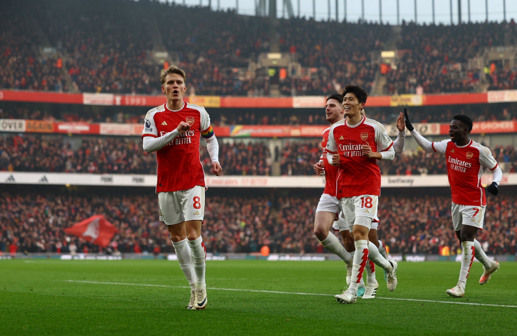 image Arsenal go four clear, home comforts at last for Burnley