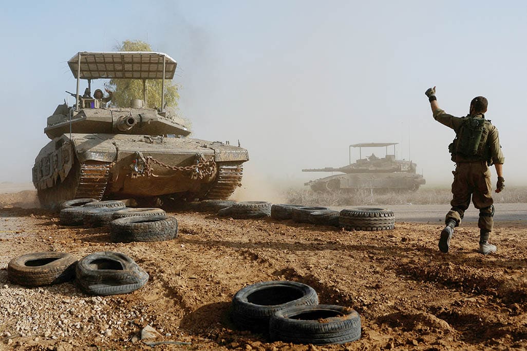 image Israel storms Khan Younis in southern Gaza, killing scores