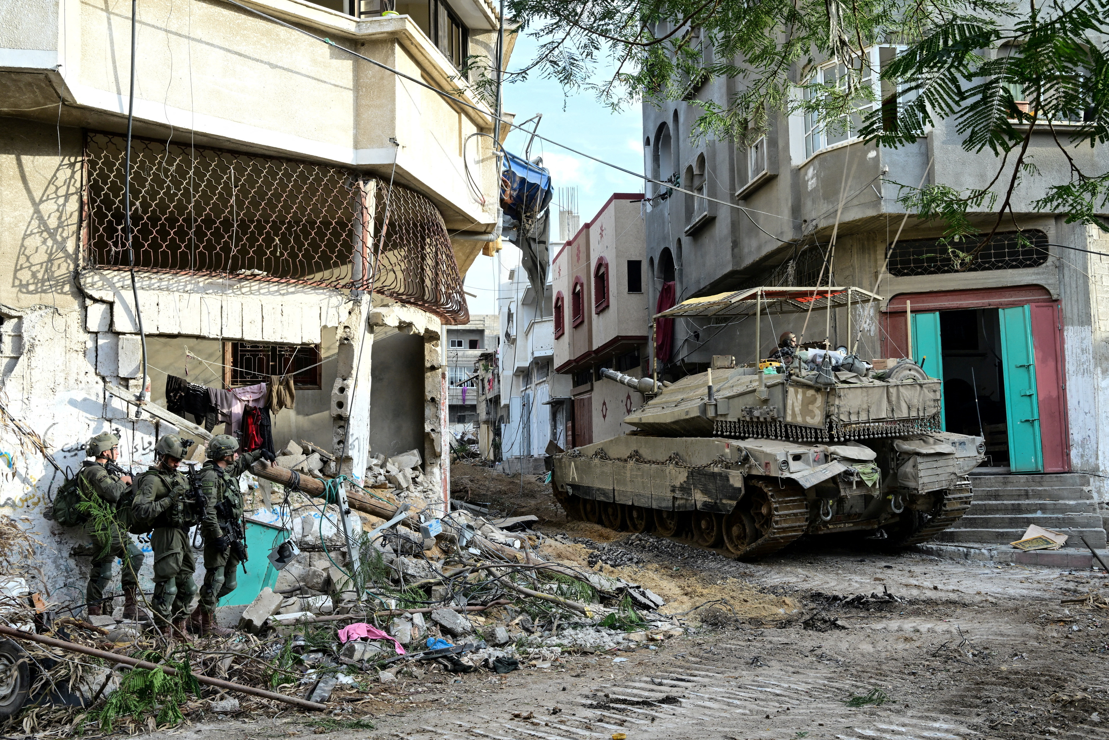image Fighting intensifies across Gaza, raising alarm over potential exodus into Egypt