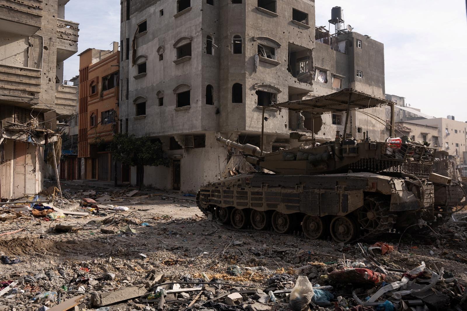 image US defense secretary to push for &#8216;softer&#8217; Israeli approach in Gaza