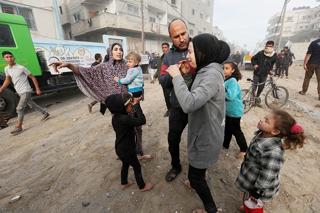 image Israel broadens Gaza assault ahead of Security Council aid vote