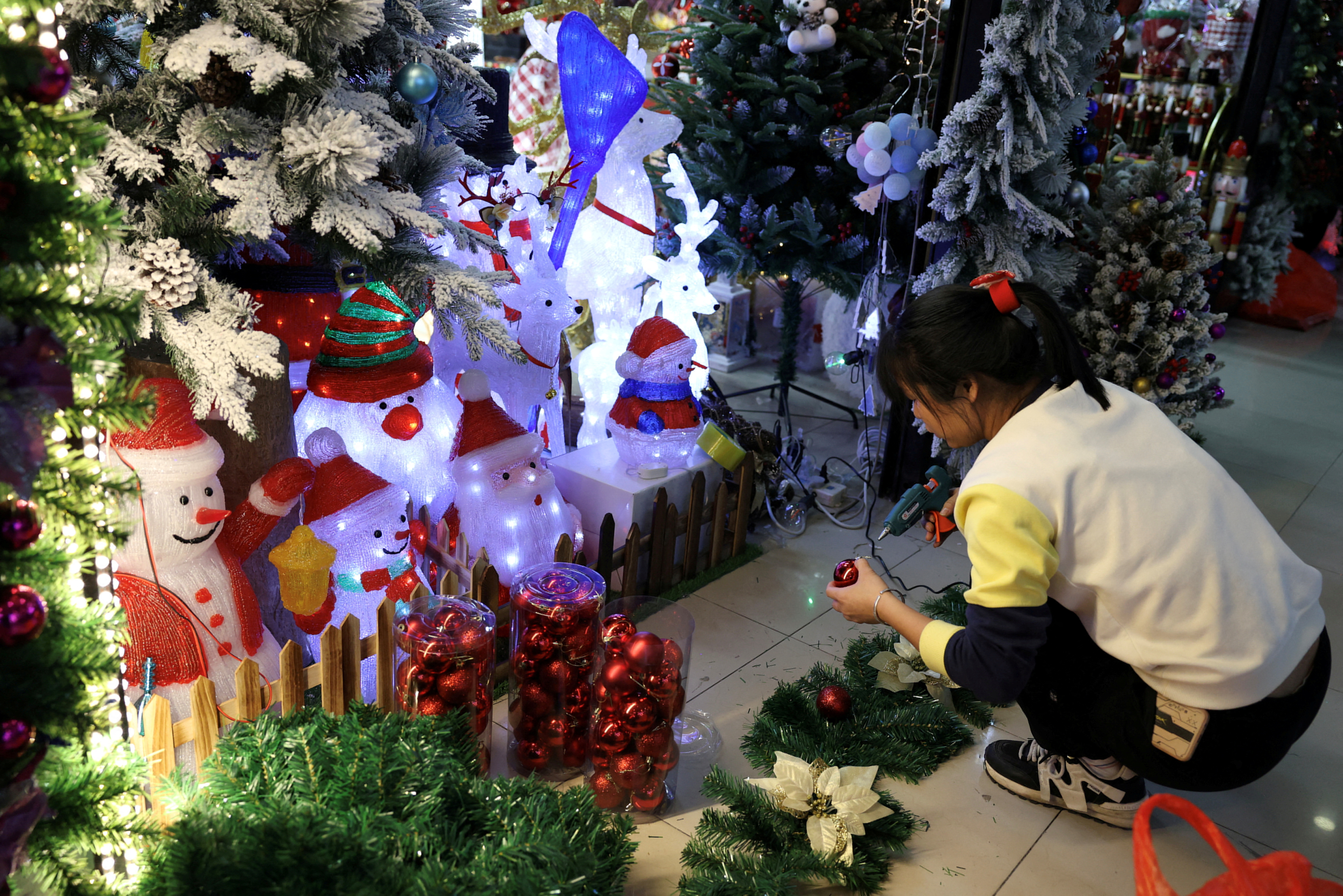 image Christmas in China brings glittering decor and foreign influence concerns