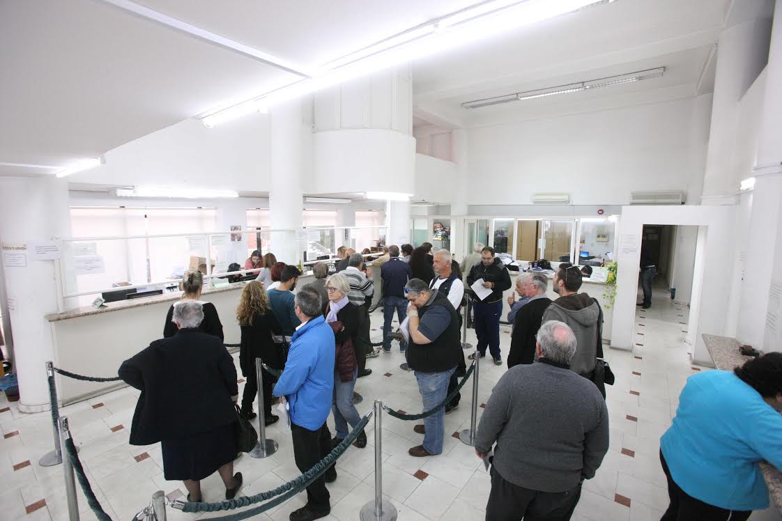 image Government gets its way on 397 new public sector jobs