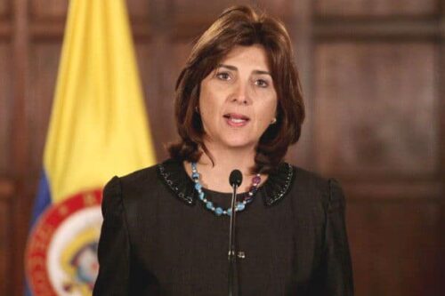 image Holguin gives Guterres her report on Cyprus problem and prospects to start talks