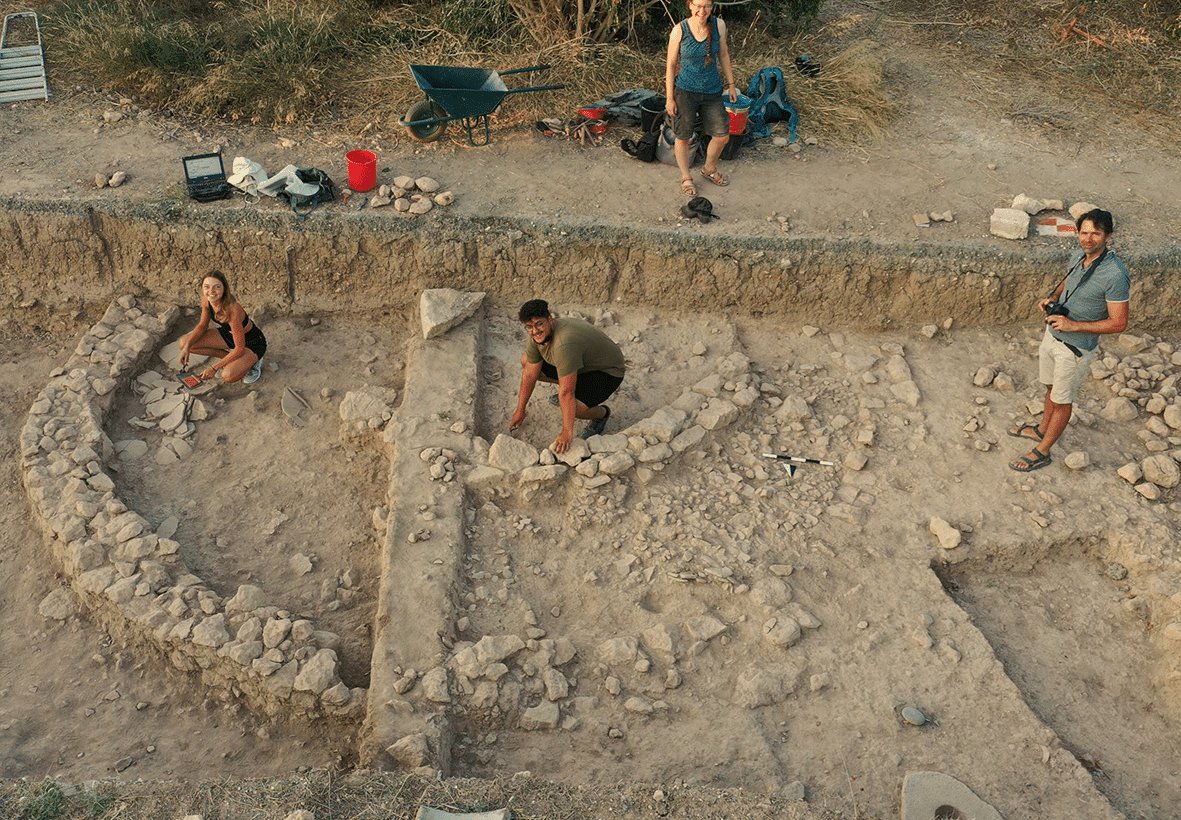 image Prehistoric poo among topics of Palloures archaeological symposium
