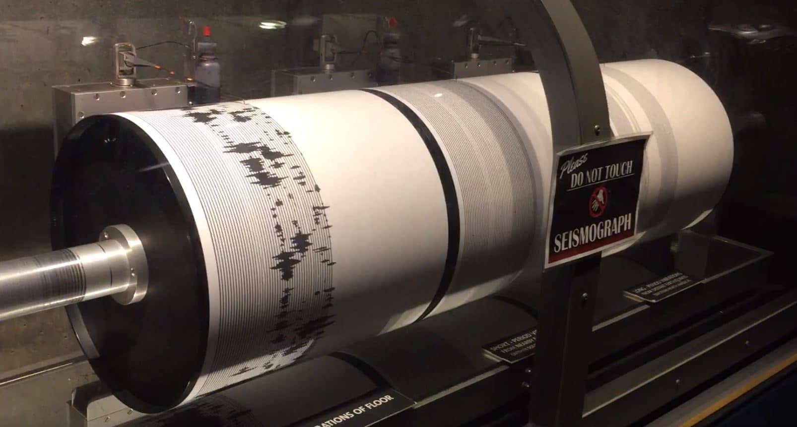 image 5 magnitude quake between Cyprus and Turkey