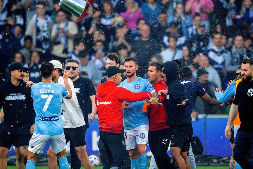 image Fan who hit Melbourne keeper with metal bucket has jail term overturned