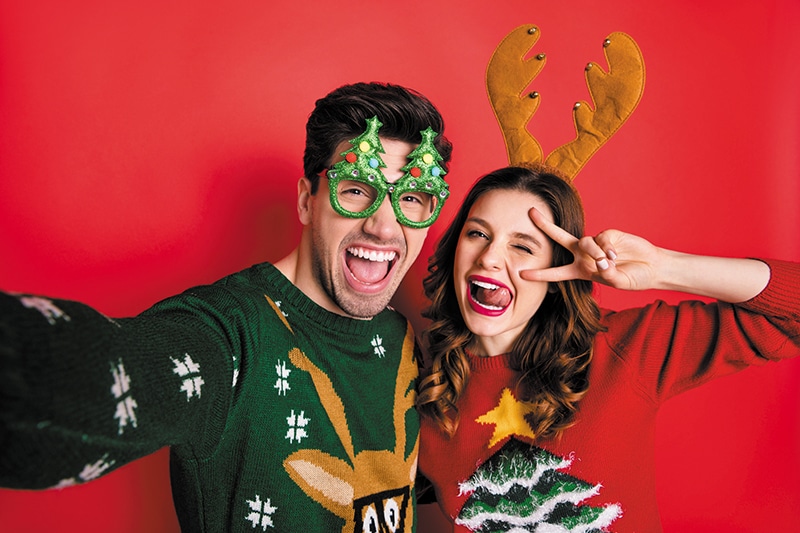 image The history behind Christmas fashion