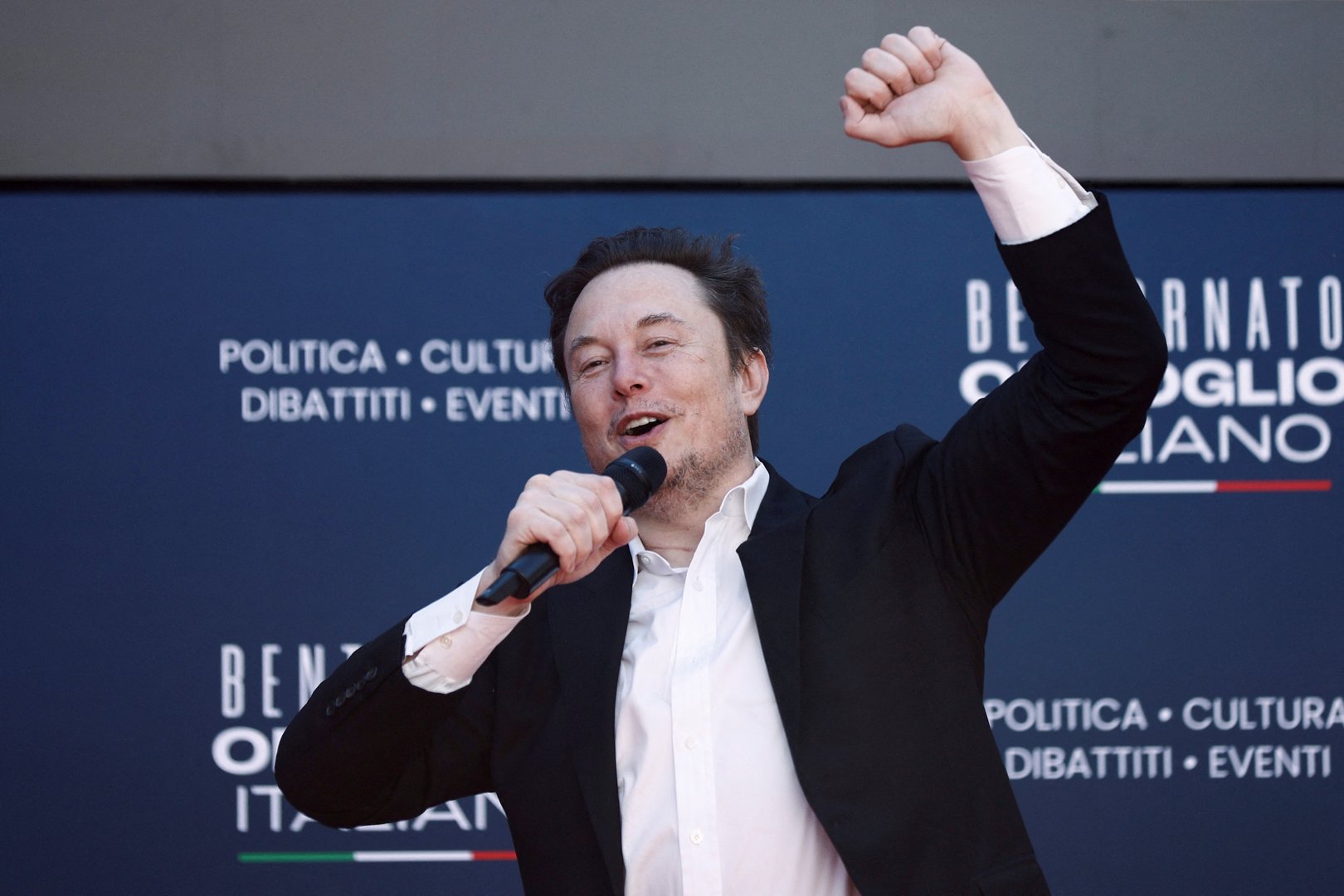 image SpaceX&#8217;s Starship to deploy mock satellites in next test