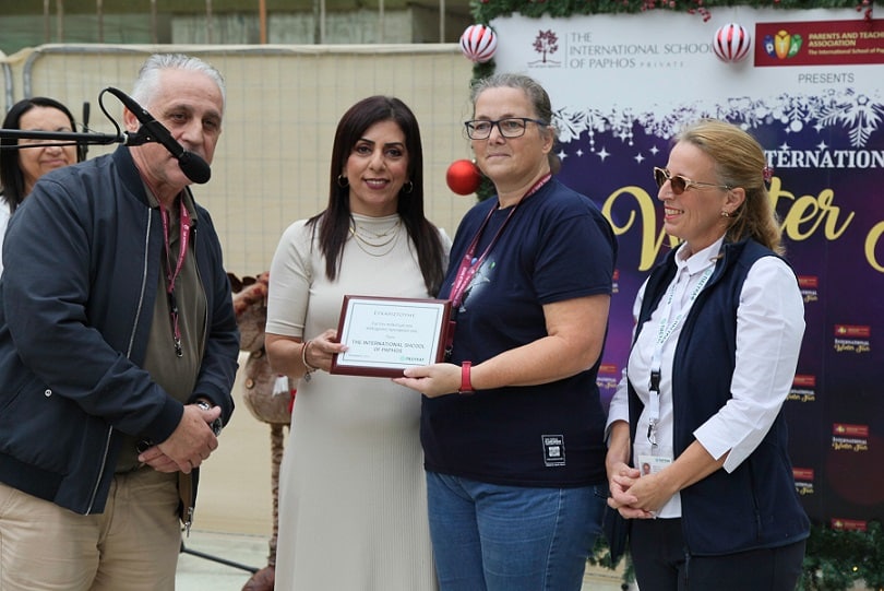 ISOP fundraising gifts PASYKAF with car for 24-hour care
